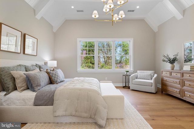 474 BARCLAY RD, Bryn Mawr, PA 19010