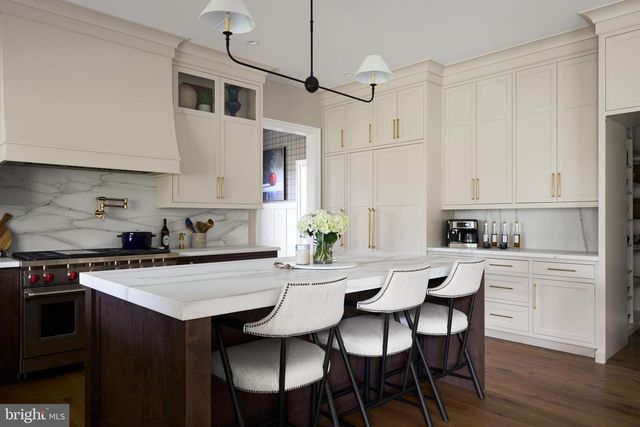 474 BARCLAY RD, Bryn Mawr, PA 19010