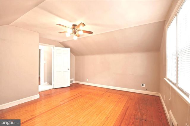 2434 MERWOOD LN, Havertown, PA 19083