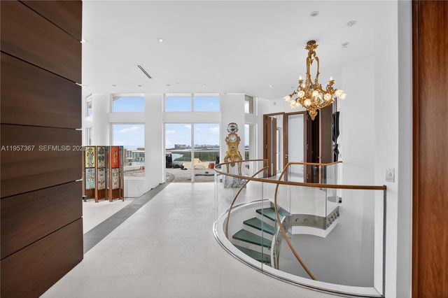 2600 Island Blvd PH-1, Aventura, FL 33160