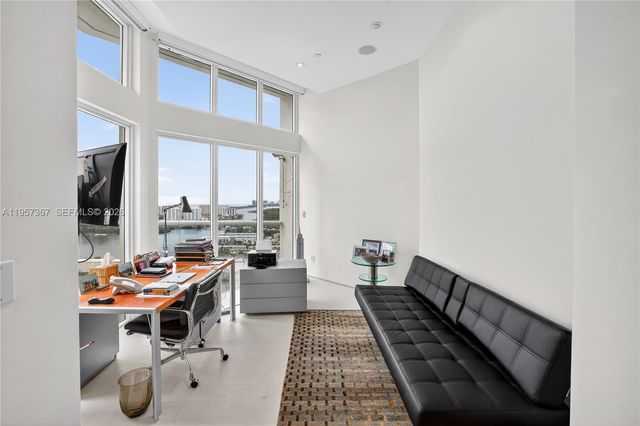 2600 Island Blvd PH-1, Aventura, FL 33160