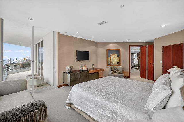 2600 Island Blvd PH-1, Aventura, FL 33160