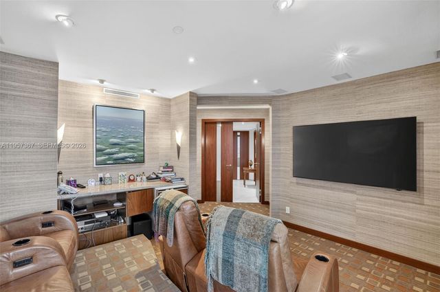 2600 Island Blvd PH-1, Aventura, FL 33160