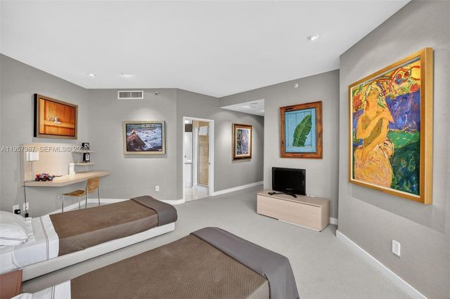 2600 Island Blvd PH-1, Aventura, FL 33160