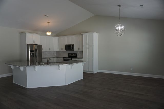1708 Penncross Drive, Greenville, NC 27834