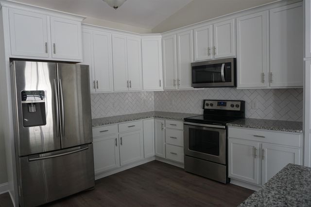 1708 Penncross Drive, Greenville, NC 27834