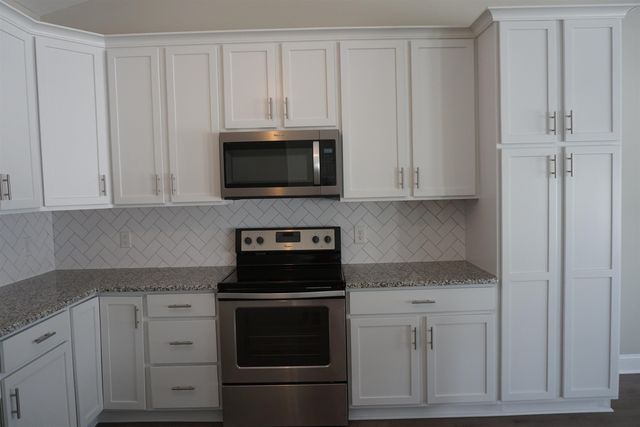 1708 Penncross Drive, Greenville, NC 27834