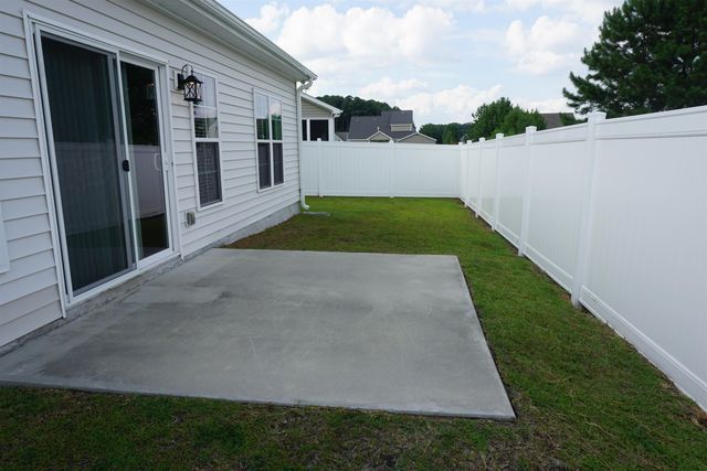 1708 Penncross Drive, Greenville, NC 27834