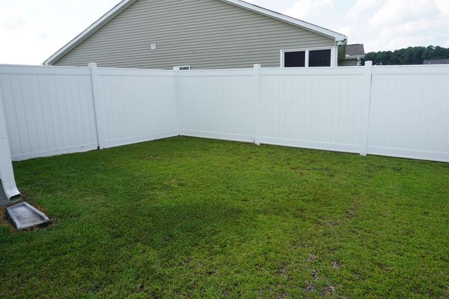 1708 Penncross Drive, Greenville, NC 27834