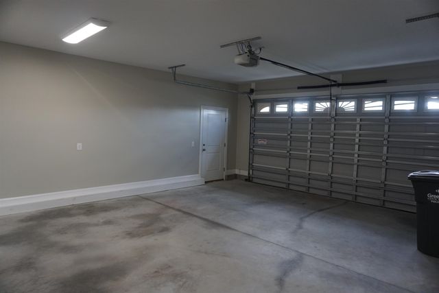 1708 Penncross Drive, Greenville, NC 27834