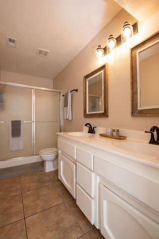 1957 Blue Spruce Dr, Oakdale, CA 95361