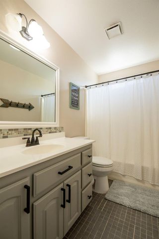 1957 Blue Spruce Dr, Oakdale, CA 95361