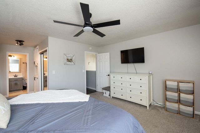 1957 Blue Spruce Dr, Oakdale, CA 95361