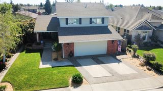1957 Blue Spruce Dr, Oakdale, CA 95361