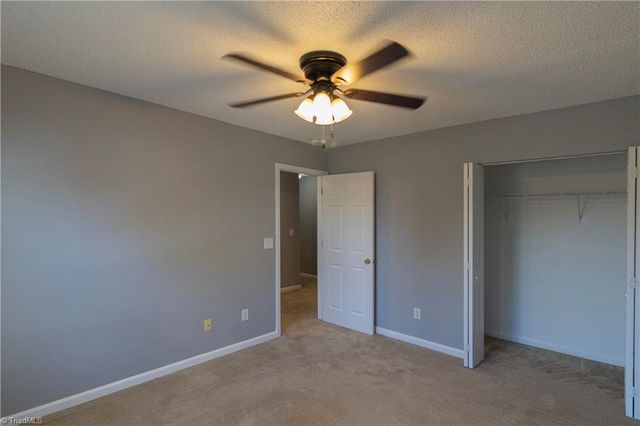 106 Tom Court, Kernersville, NC 27284