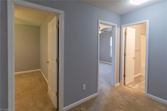 106 Tom Court, Kernersville, NC 27284