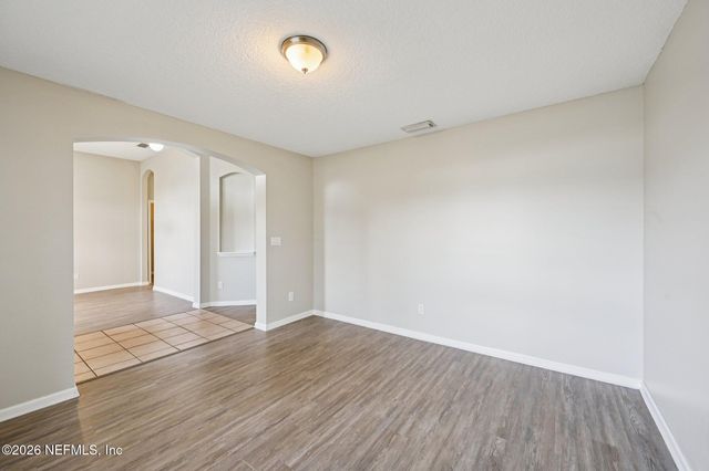 12511 WAGES Way E, Jacksonville, FL 32218