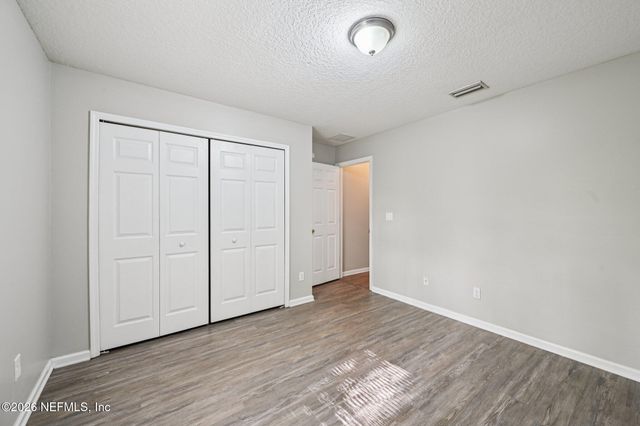 12511 WAGES Way E, Jacksonville, FL 32218