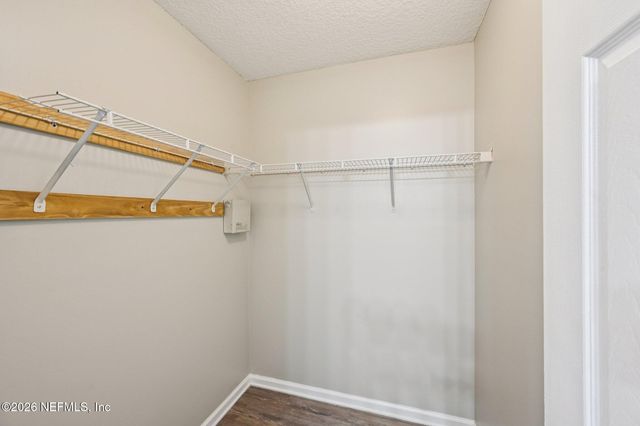 12511 WAGES Way E, Jacksonville, FL 32218