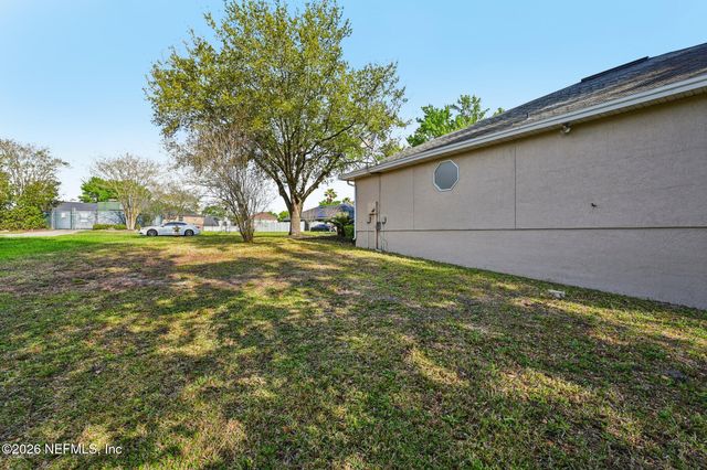 12511 WAGES Way E, Jacksonville, FL 32218