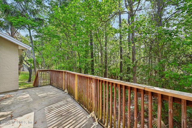 12511 WAGES Way E, Jacksonville, FL 32218