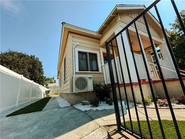 3770 Locust Street, Riverside, CA 92501