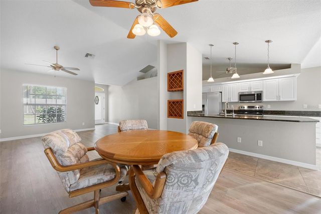 816 BEVERLY ROAD 64, Venice, FL 34293