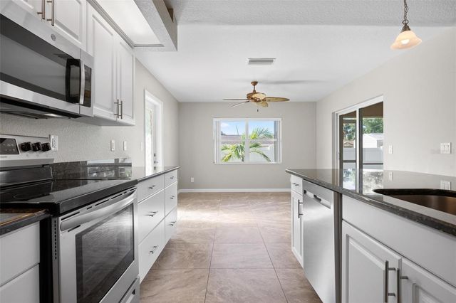 816 BEVERLY ROAD 64, Venice, FL 34293