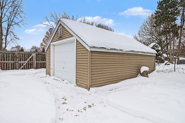 2904 Grace Road, Kalamazoo Twp, MI 49006