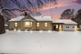 2904 Grace Road, Kalamazoo Twp, MI 49006