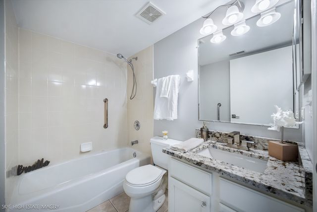 6975 Heritage Circle 1A, Orland Park, IL 60462