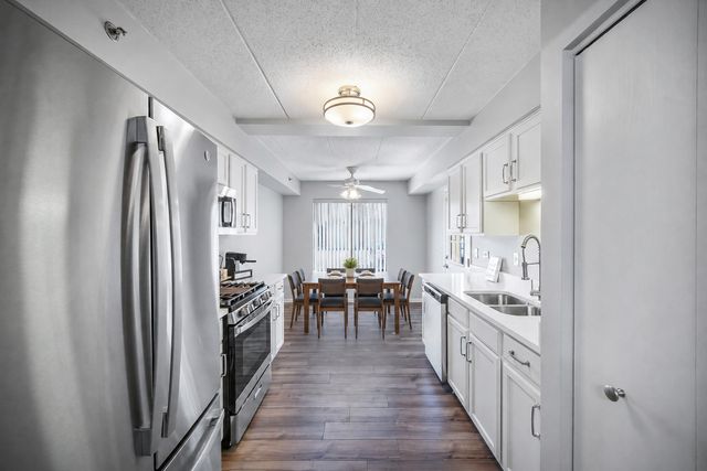 6975 Heritage Circle 1A, Orland Park, IL 60462