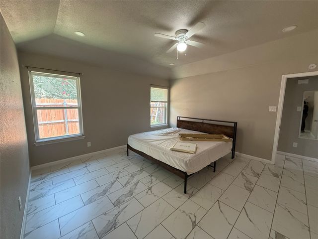 109 Colony Drive, Arlington, TX 76002