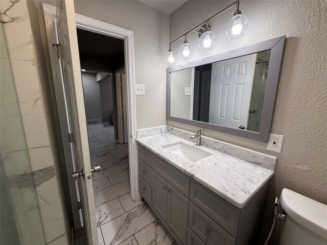 109 Colony Drive, Arlington, TX 76002