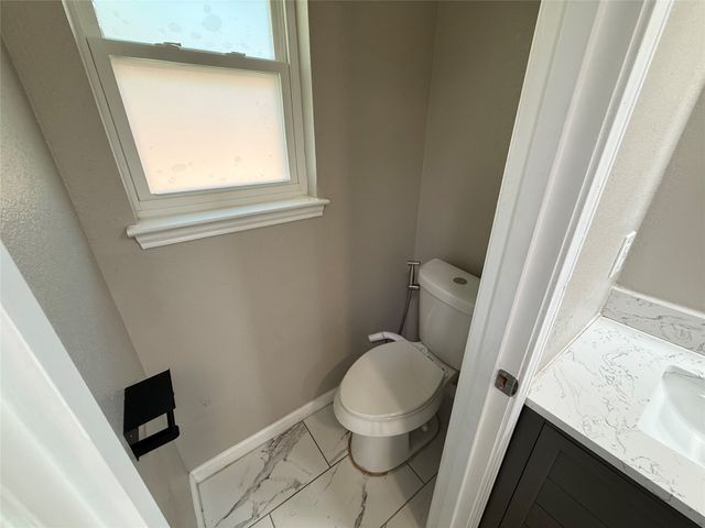 109 Colony Drive, Arlington, TX 76002