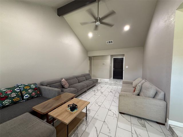 109 Colony Drive, Arlington, TX 76002