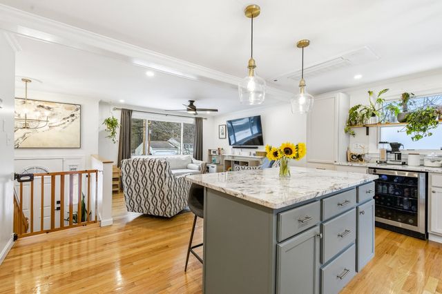 13 Redwing Road, Concord, NH 03301