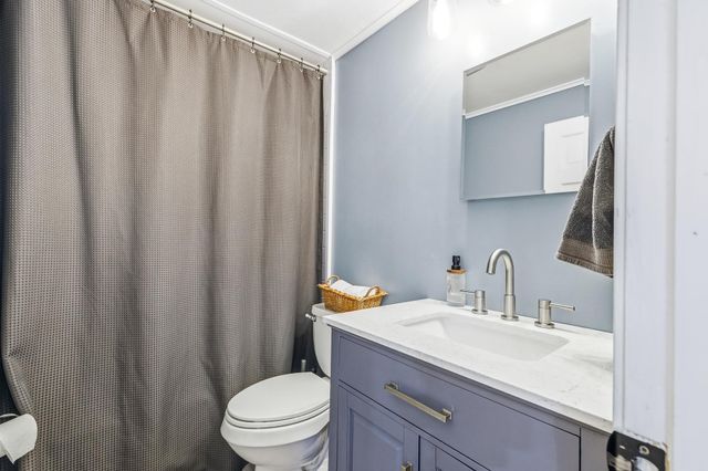 13 Redwing Road, Concord, NH 03301