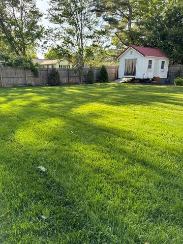 13 Redwing Road, Concord, NH 03301