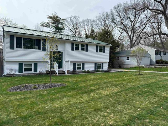 13 Redwing Road, Concord, NH 03301