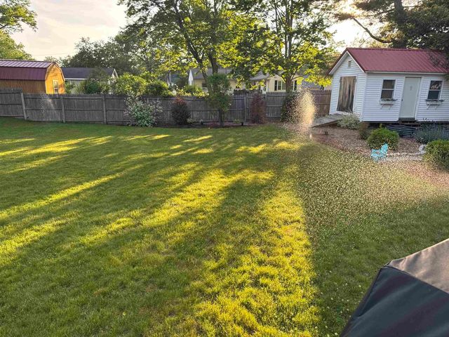 13 Redwing Road, Concord, NH 03301