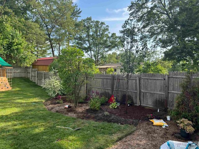 13 Redwing Road, Concord, NH 03301