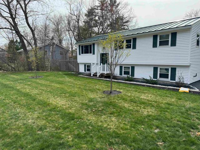 13 Redwing Road, Concord, NH 03301