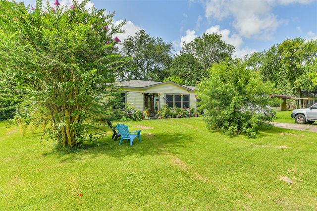 607 Honeysuckle Drive, La Marque, TX 77568