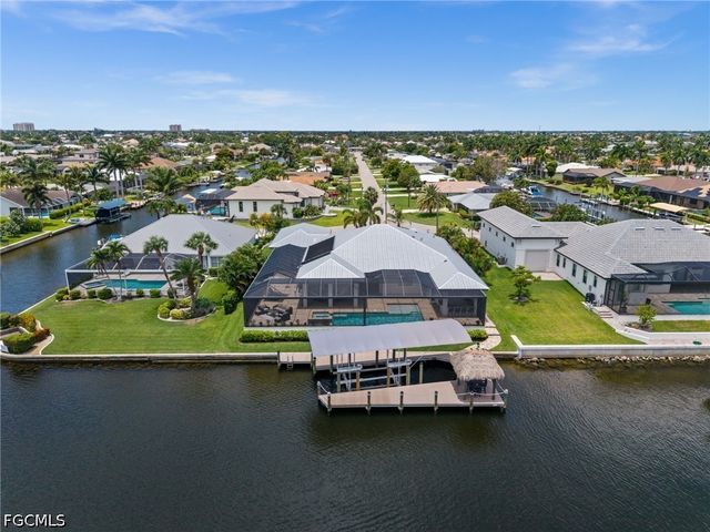 105 SW 52nd ST, Cape Coral, FL 33914