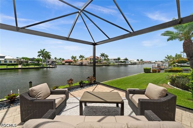 105 SW 52nd ST, Cape Coral, FL 33914