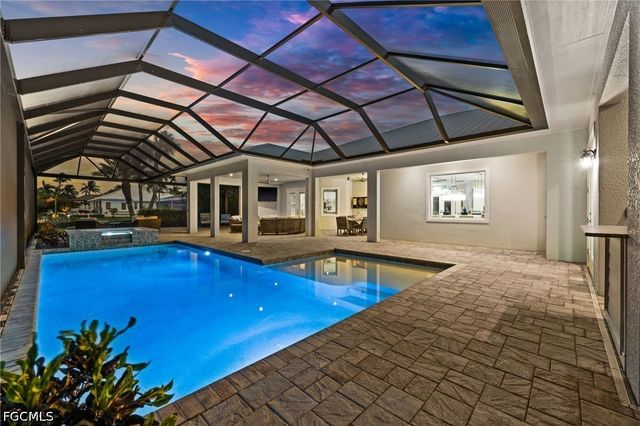 105 SW 52nd ST, Cape Coral, FL 33914