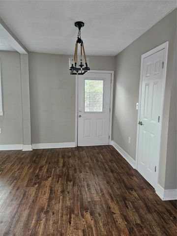 614 N York Street, Houston, TX 77003