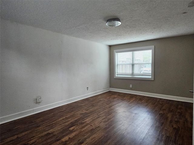 614 N York Street, Houston, TX 77003