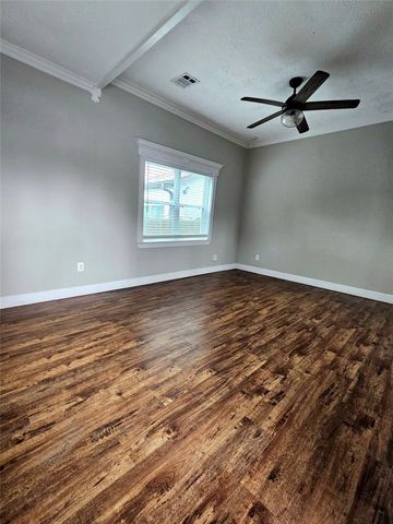 614 N York Street, Houston, TX 77003